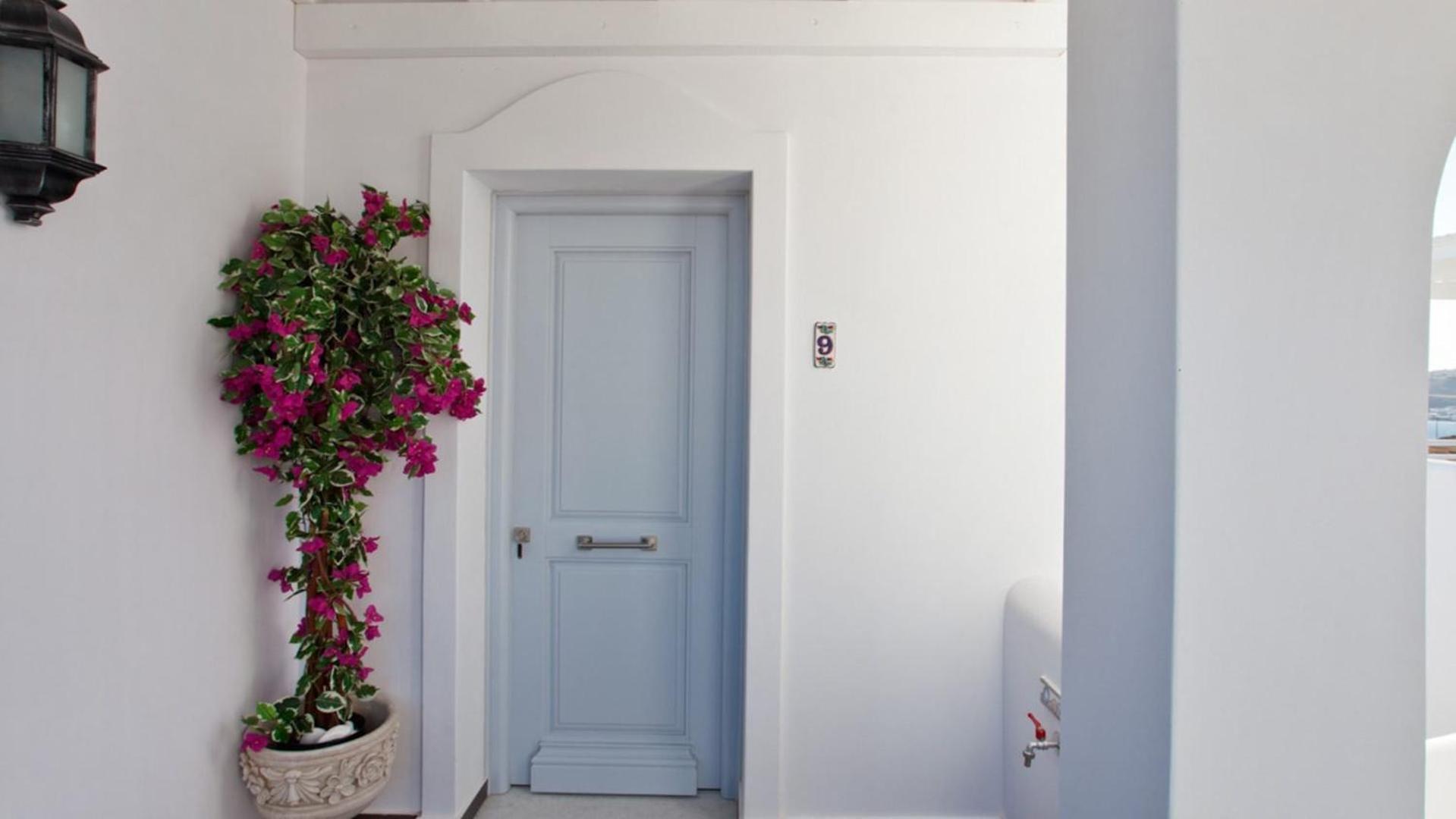 Miland Suites Adamantas  Exterior foto